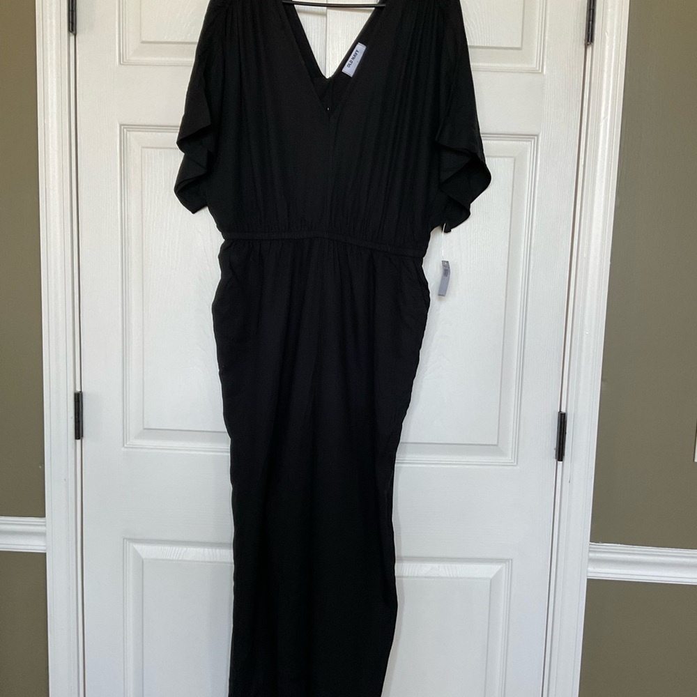 Old Navy Black Jumpsuit size Large NWT